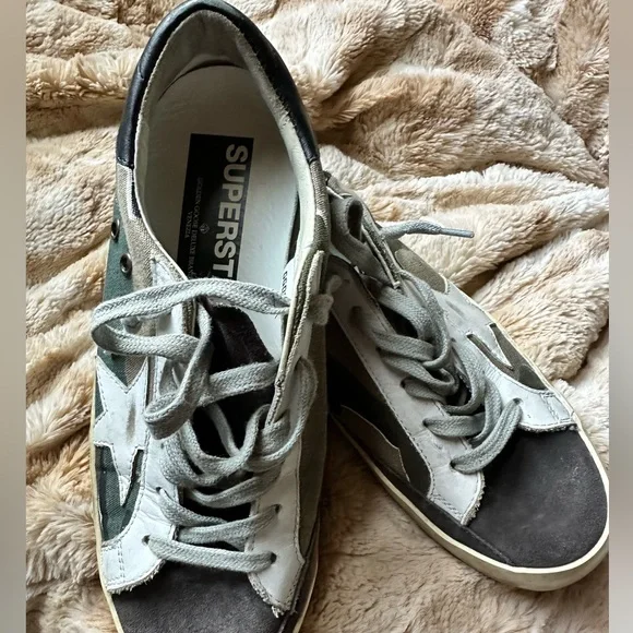 SOLD Golden Goose sneakers size 38 or US 8 - Picture 2 of 5